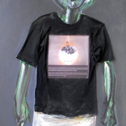 article-12-100-70-cm-t-shirt-and-oil-on-canvas